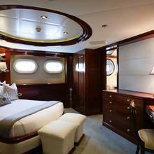 Blue Moon Yacht 