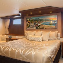 Serenity Yacht 