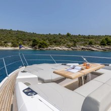 Apollo Yacht 