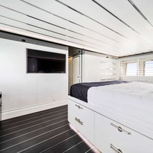 Double Shot Yacht 