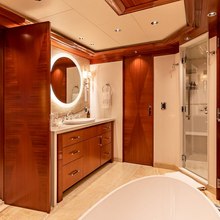 Paladin Yacht 