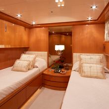 Solona Yacht 