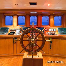 Seawolf Yacht Bridge