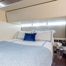 Captain Morgan II Yacht 