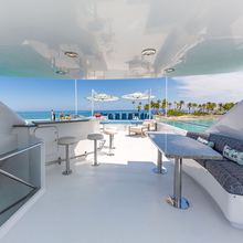 At Last Yacht 