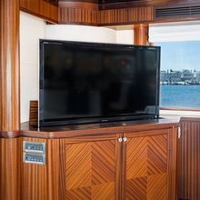 Phantom Yacht 