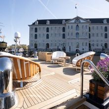 Wonderland Yacht 