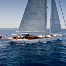 Uriel Yacht 