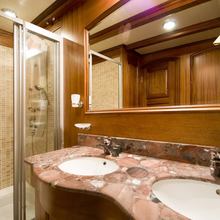 Take It Easier Yacht Guest Bathroom