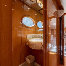 Heron Yacht 