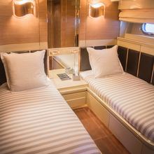 La Chanson De Les Sirenes Yacht 