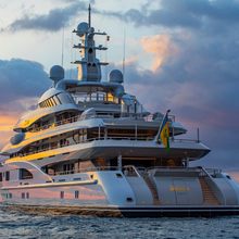 Meridian A Yacht 
