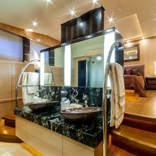 Plan B of Freedom Yacht 
