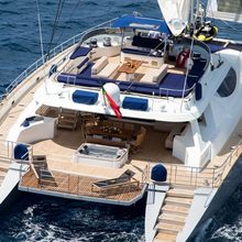 Huitane Yacht 