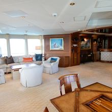 Blue Moon Yacht 
