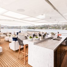 Evolution Yacht 