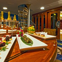 Legend Yacht Main Deck Aft - Detail