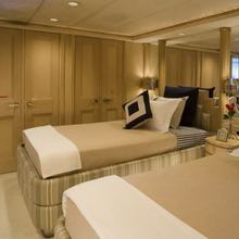 FAM Yacht Twin Stateroom