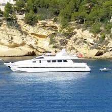Lady Alhena of London Yacht 