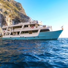 Pinguino Explorer Yacht 