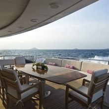 O'Neiro Yacht Aft Deck - Dining