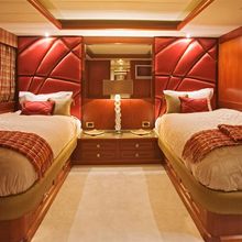 Dream Yacht Twin Stateroom