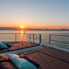 Ecj Luxe Yacht 