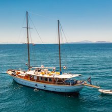 Lithi Yacht 