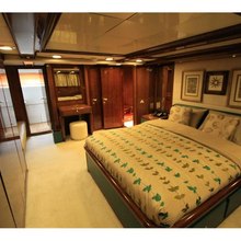 White Knight Yacht 