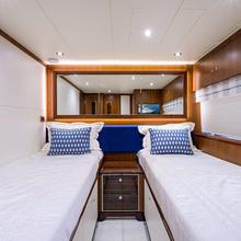 Zephyr Yacht 