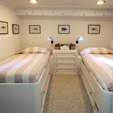Alicia Yacht Pink Twin Stateroom - Overview