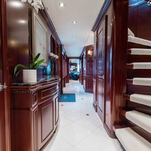 Sonician Yacht 