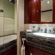 Legend Yacht Queen Bathroom