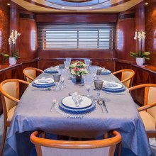 Marvi De Yacht 