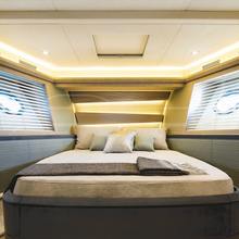 Esmeralda of London Yacht 