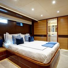 Silent World Yacht 