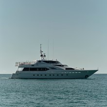 Flying Fish Yacht 