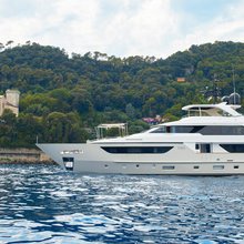 Y4H Yacht 