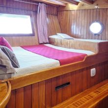 White Pearl Yacht