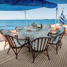 Lithi Yacht 