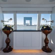 Wonderland Yacht 
