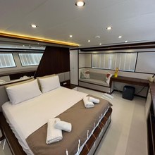 By C.F. Yacht 