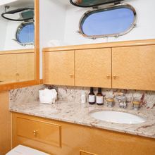 Flying Fish Yacht 