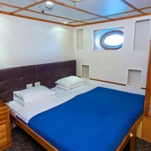 Tip Top IV Yacht 