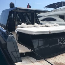 Ash Yacht 
