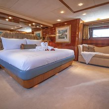 Shalimar Yacht 