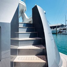 Black Pearl Yacht 
