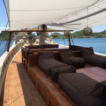 Nyaman Boat Yacht 