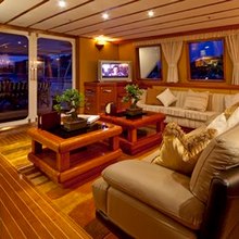 V. Bahria Yacht Salon
