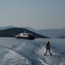 Electra Yacht 